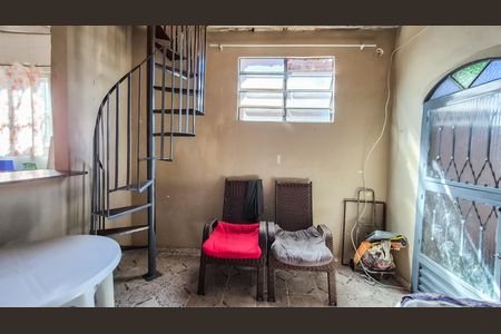 Sala de casa para alugar com 2 quartos, 50m² em Cordovil, Rio de Janeiro