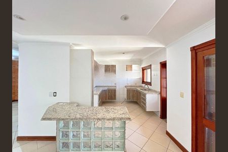 Casa de condomínio para alugar com 140m², 3 quartos e 2 vagas Casa de condomínio para alugar com 140m², 3 quartos e 2 vagasCozinha