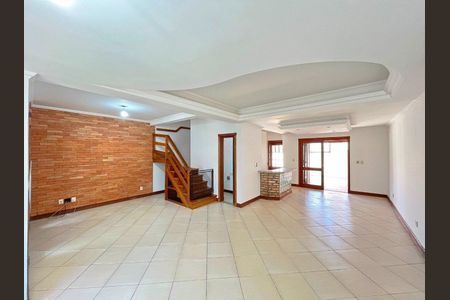 Casa de condomínio para alugar com 140m², 3 quartos e 2 vagas Casa de condomínio para alugar com 140m², 3 quartos e 2 vagasSala