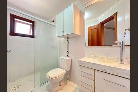 Casa de condomínio para alugar com 140m², 3 quartos e 2 vagas