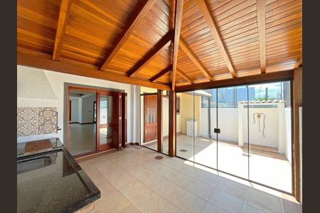 Área externa de casa de condomínio para alugar com 3 quartos, 140m² em Hípica, Porto Alegre