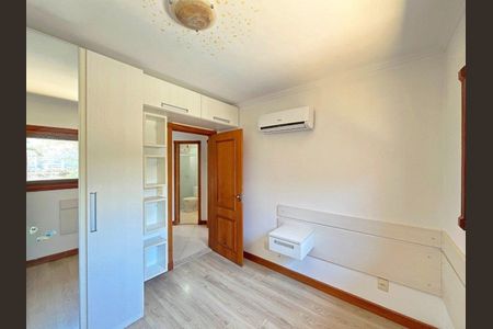 Casa de condomínio para alugar com 140m², 3 quartos e 2 vagas Casa de condomínio para alugar com 140m², 3 quartos e 2 vagasQuarto