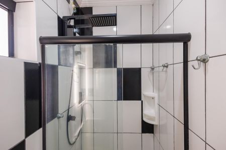 Studio para alugar com 45m², 1 quarto e 1 vaga Studio para alugar com 45m², 1 quarto e 1 vagaBanheiro