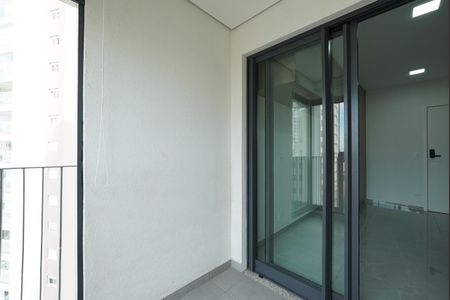 Varanda de kitnet/studio à venda com 1 quarto, 22m² em Vila Mariana, São Paulo
