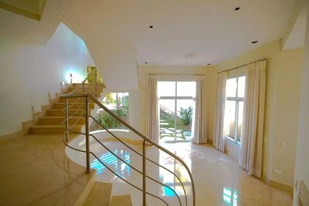 Sala de casa para alugar com 4 quartos, 381m² em Loteamento Alphaville Campinas, Campinas