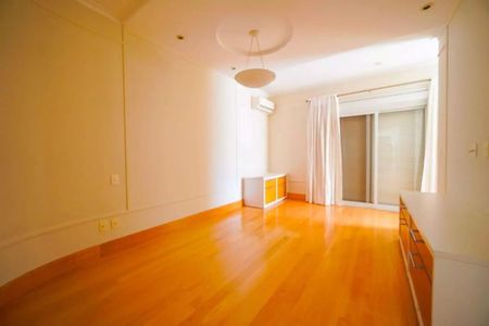 Quarto de casa para alugar com 4 quartos, 381m² em Loteamento Alphaville Campinas, Campinas