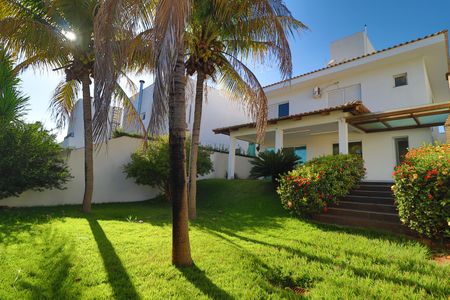 Casa de Condomínio para alugar com 4 quartos, 259m² em Gávea, Uberlândia
