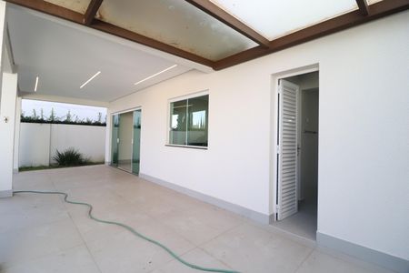Casa de condomínio para alugar com 259m², 4 quartos e 4 vagasVaranda gourmet