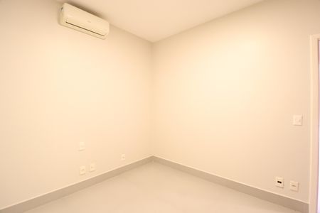 Casa de condomínio para alugar com 259m², 4 quartos e 4 vagasQuarto 2