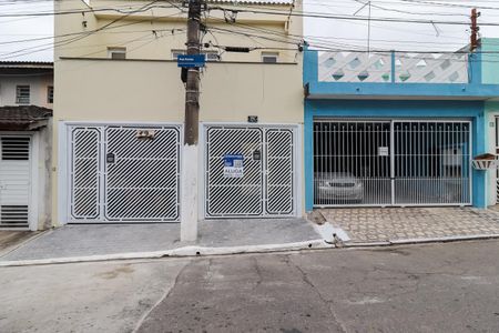 Fachada de casa para alugar com 1 quarto, 40m² em Vila Rosaria, São Paulo