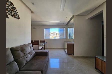 Apartamento para alugar com 70m², 2 quartos e sem vaga