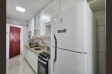 Apartamento para alugar com 70m², 2 quartos e sem vaga