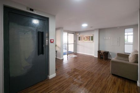 Apartamento para alugar com 70m², 2 quartos e sem vaga