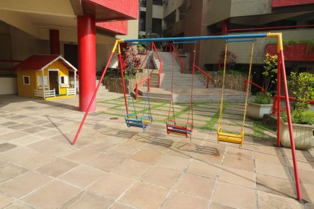 Área comum - Playground de apartamento para alugar com 2 quartos, 94m² em Menino Deus, Porto Alegre
