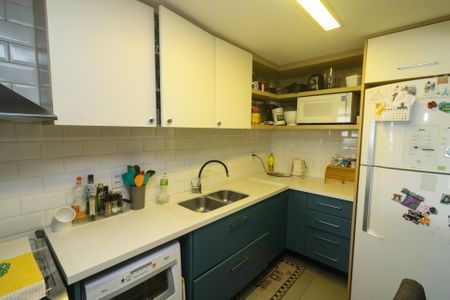 Cozinha de apartamento para alugar com 2 quartos, 94m² em Menino Deus, Porto Alegre