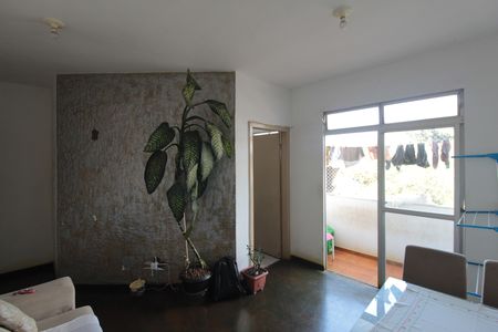 Sala de apartamento à venda com 1 quarto, 62m² em Copacabana, Belo Horizonte