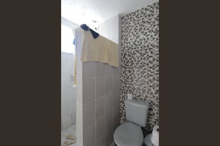 Banheiro de apartamento à venda com 2 quartos, 62m² em Copacabana, Belo Horizonte