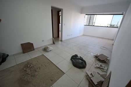 Apartamento à venda com 78m², 2 quartos e 1 vaga