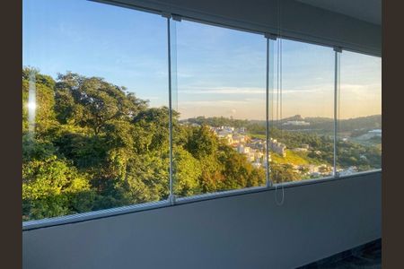 Vista de casa à venda com 5 quartos, 222m² em Jardim Marambaia II, Jundiaí