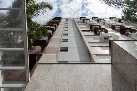 Apartamento à venda com 30m², 1 quarto e 1 vaga Apartamento à venda com 30m², 1 quarto e 1 vagaFachada