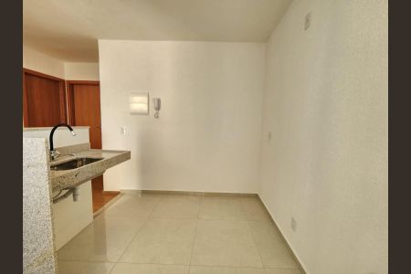 Cozinha de apartamento para alugar com 2 quartos, 46m² em Alvorada, Contagem
