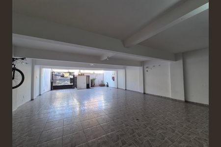 Garagem de apartamento à venda com 2 quartos, 45m² em Parque das Nações, Santo André