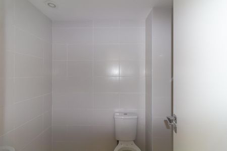 Banheiro de kitnet/studio à venda com 1 quarto, 26m² em Jardim Independência (são Paulo), São Paulo