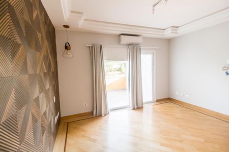 Casa de condomínio para alugar com 2000m², 3 quartos e 10 vagas Casa de condomínio para alugar com 2000m², 3 quartos e 10 vagasSuíte