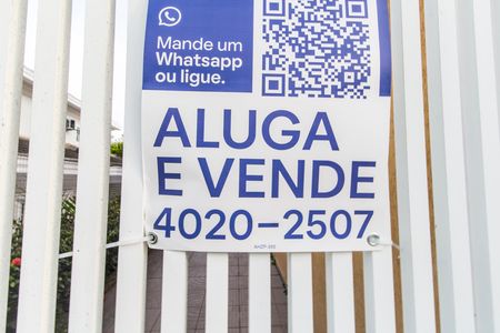Casa de condomínio para alugar com 2000m², 3 quartos e 10 vagas Casa de condomínio para alugar com 2000m², 3 quartos e 10 vagasPlaca