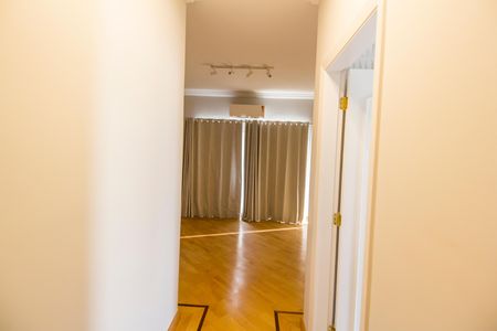 Casa de condomínio para alugar com 2000m², 3 quartos e 10 vagas Casa de condomínio para alugar com 2000m², 3 quartos e 10 vagasSuíte