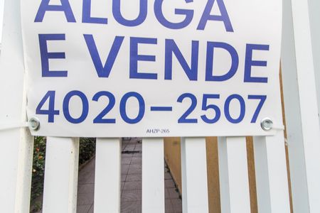 Casa de condomínio para alugar com 2000m², 3 quartos e 10 vagas Casa de condomínio para alugar com 2000m², 3 quartos e 10 vagasPlaca