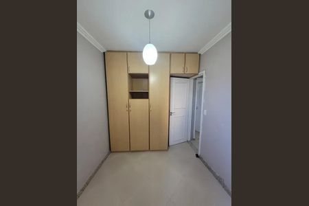 Apartamento para alugar com 75m², 3 quartos e 1 vaga Apartamento para alugar com 75m², 3 quartos e 1 vagaQuarto