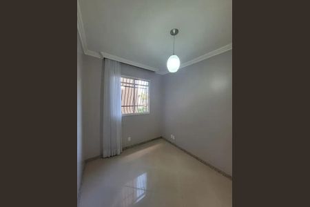 Apartamento para alugar com 75m², 3 quartos e 1 vaga Apartamento para alugar com 75m², 3 quartos e 1 vagaQuarto