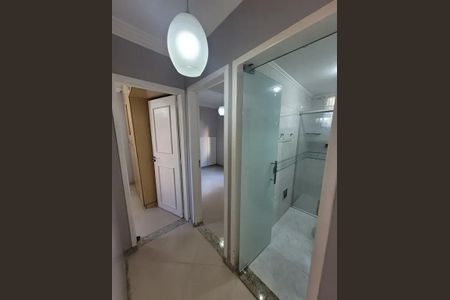 Corredor de apartamento para alugar com 3 quartos, 75m² em Guarani, Belo Horizonte