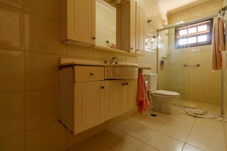 Casa para alugar com 285m², 3 quartos e 2 vagas Casa para alugar com 285m², 3 quartos e 2 vagasBanheiro da Suíte