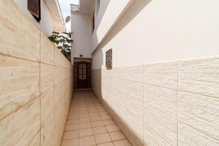 Casa para alugar com 285m², 3 quartos e 2 vagas Casa para alugar com 285m², 3 quartos e 2 vagasQuintal e Área de serviço