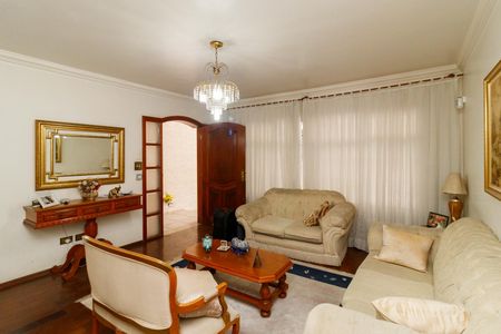 Casa para alugar com 285m², 3 quartos e 2 vagas Casa para alugar com 285m², 3 quartos e 2 vagasSala