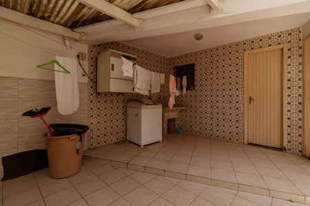Casa para alugar com 285m², 3 quartos e 2 vagas Casa para alugar com 285m², 3 quartos e 2 vagasQuintal e Área de serviço