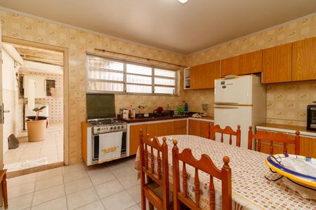 Casa para alugar com 285m², 3 quartos e 2 vagas Casa para alugar com 285m², 3 quartos e 2 vagasCozinha