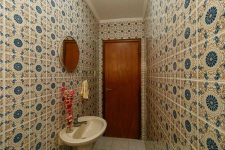 Casa para alugar com 285m², 3 quartos e 2 vagas Casa para alugar com 285m², 3 quartos e 2 vagasLavabo