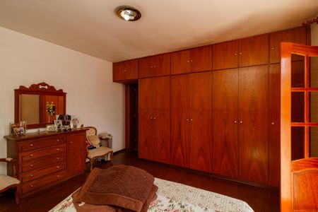 Casa para alugar com 285m², 3 quartos e 2 vagas Casa para alugar com 285m², 3 quartos e 2 vagasSuíte