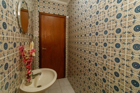 Casa para alugar com 285m², 3 quartos e 2 vagas Casa para alugar com 285m², 3 quartos e 2 vagasLavabo