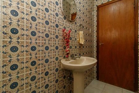 Casa para alugar com 285m², 3 quartos e 2 vagas Casa para alugar com 285m², 3 quartos e 2 vagasLavabo