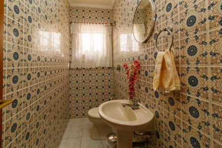 Casa para alugar com 285m², 3 quartos e 2 vagas Casa para alugar com 285m², 3 quartos e 2 vagasLavabo