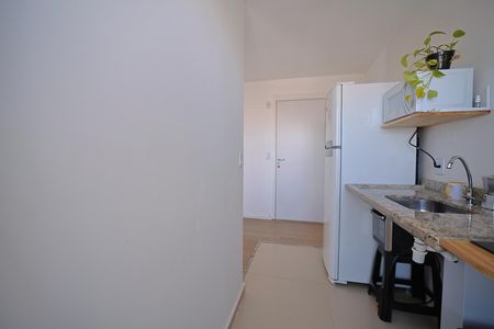 Cozinha de apartamento para alugar com 2 quartos, 42m² em Vila Ré, São Paulo
