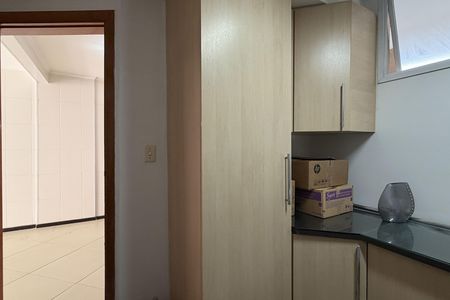 Quarto de Serviço de casa de condomínio para alugar com 3 quartos, 300m² em Embaré, Santos