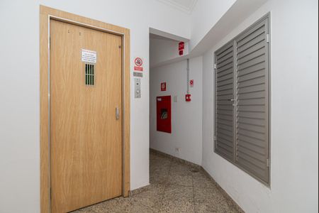 Área comum - Elevador de apartamento à venda com 1 quarto, 44m² em Consolação, São Paulo