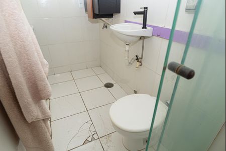 Apartamento para alugar com 44m², 1 quarto e sem vaga Apartamento para alugar com 44m², 1 quarto e sem vagaBanheiro
