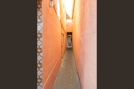 Área comum de acesso de apartamento para alugar com 1 quarto, 35m² em Irajá, Rio de Janeiro