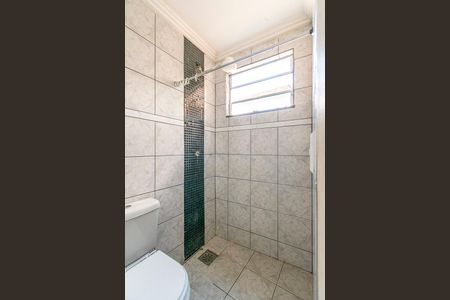 Banheiro de apartamento para alugar com 1 quarto, 35m² em Irajá, Rio de Janeiro